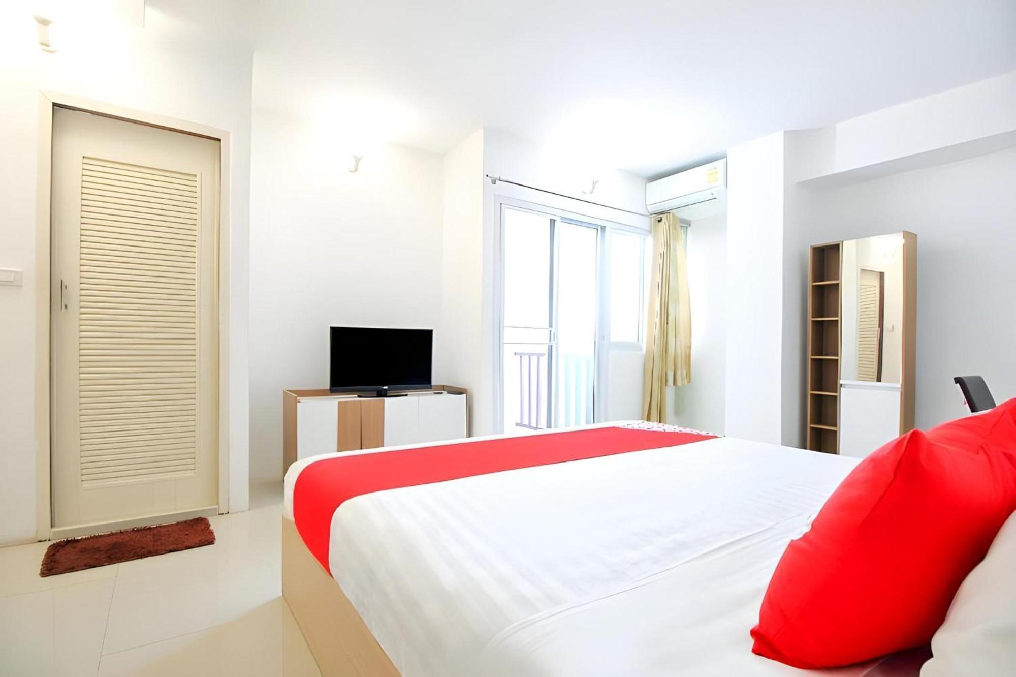 Capital O 411 Grandview Condo 15 Bangkok Eksteriør bilde