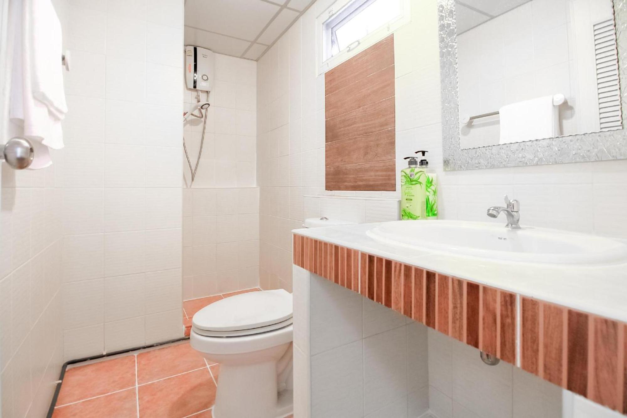 Capital O 411 Grandview Condo 15 Bangkok Eksteriør bilde